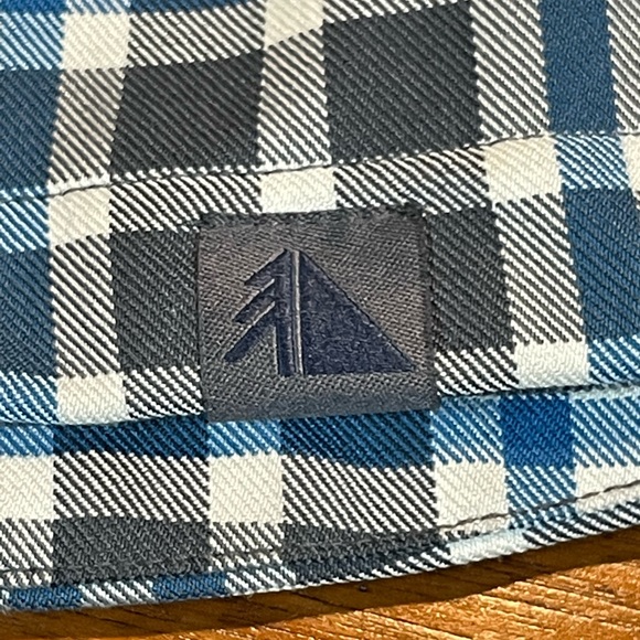 small Mens L.L. Bean Lattice Button Outdoor Softshelf Plaid Jacket. Blue - Picture 10 of 10